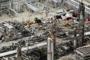 BP Refinery Fire 2.jpg